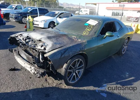 2021 Dodge Challenger R/T z USA, uszkodzony, nr VIN 2C3CDZBT4MH604881